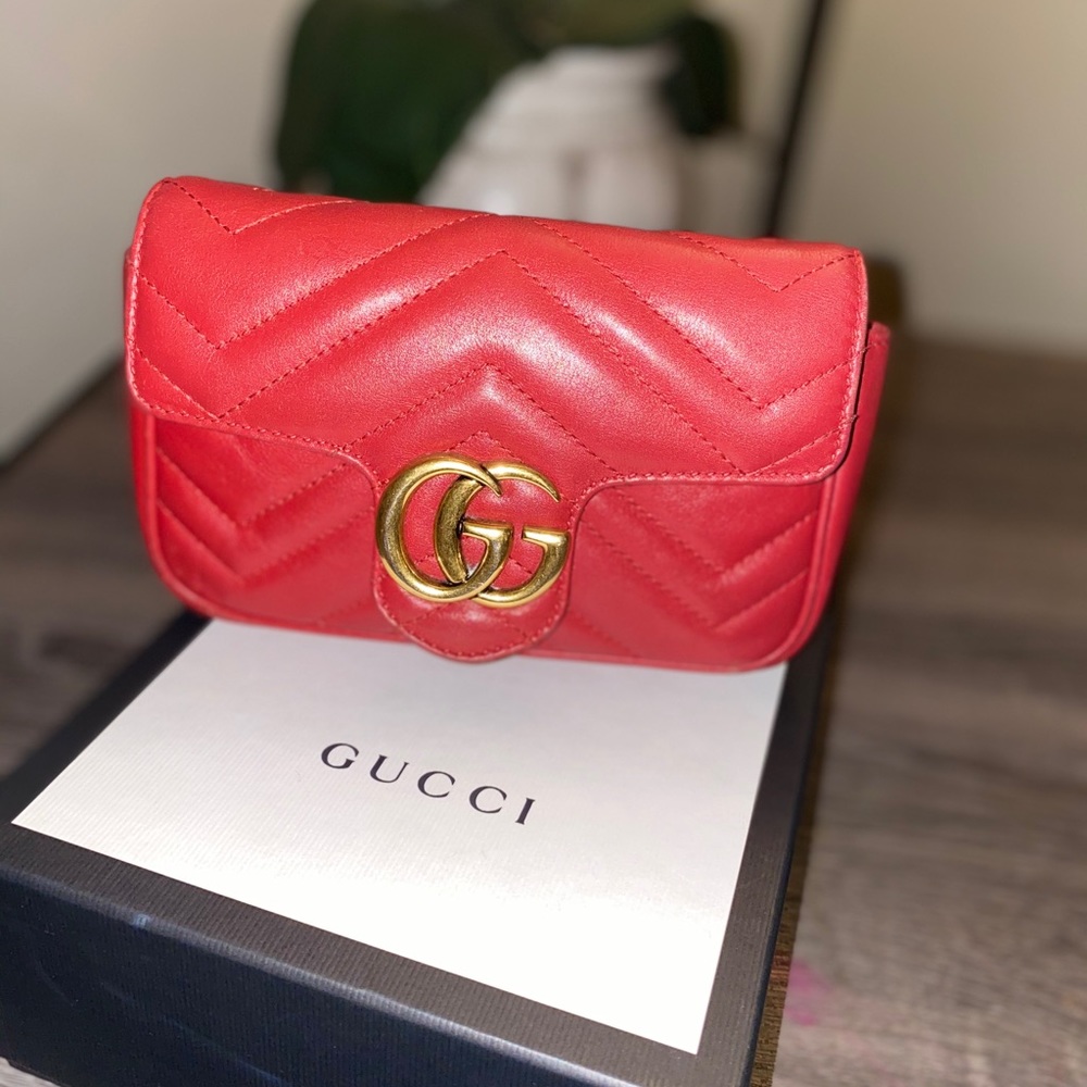 Gucci mini bag